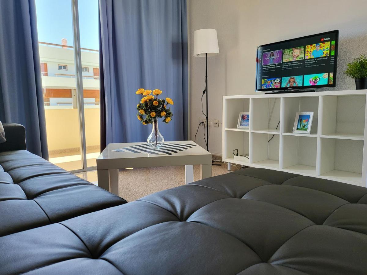 פלאייה דל אינגלז Las Camelias Apartments מראה חיצוני תמונה
