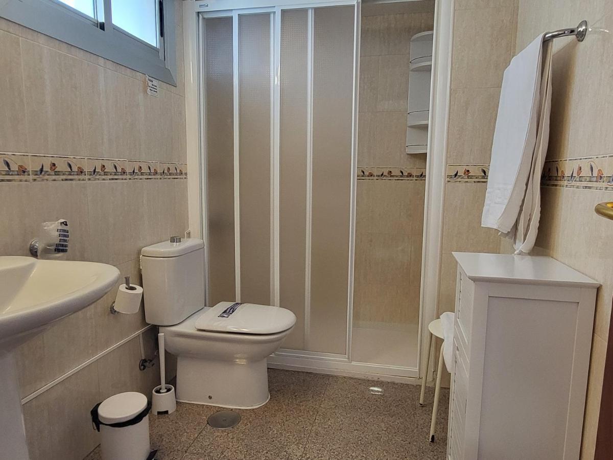פלאייה דל אינגלז Las Camelias Apartments מראה חיצוני תמונה
