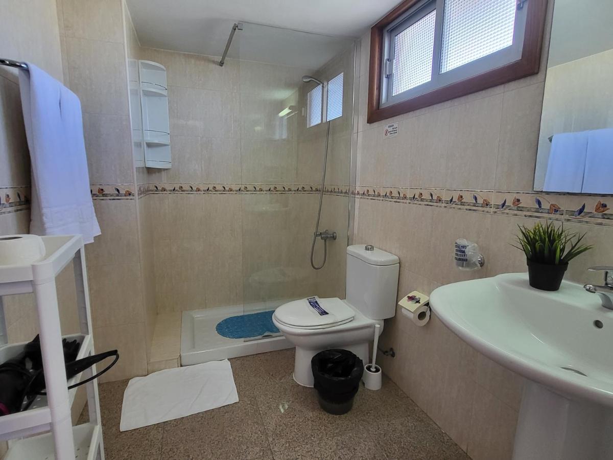 פלאייה דל אינגלז Las Camelias Apartments מראה חיצוני תמונה