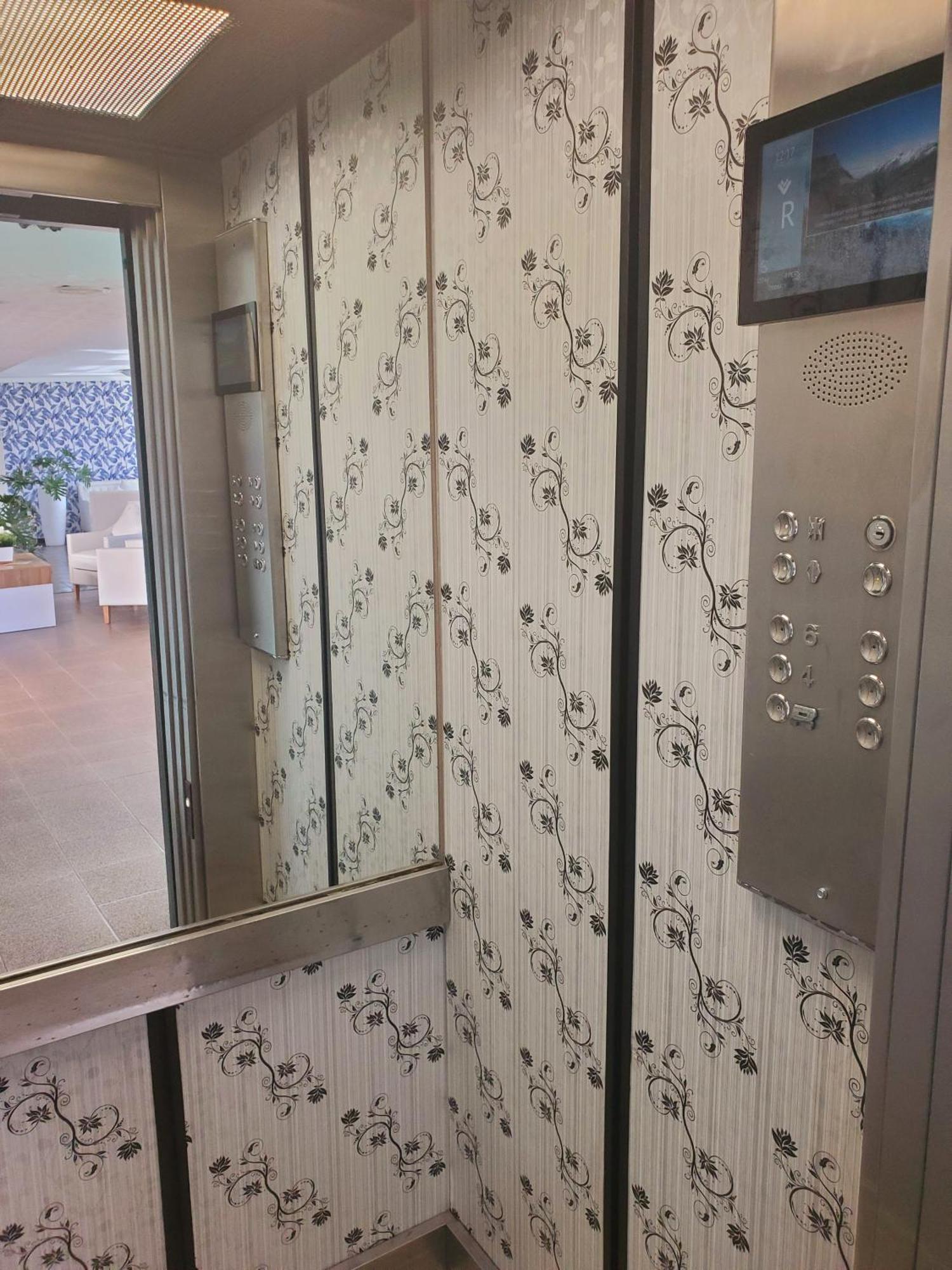 פלאייה דל אינגלז Las Camelias Apartments מראה חיצוני תמונה